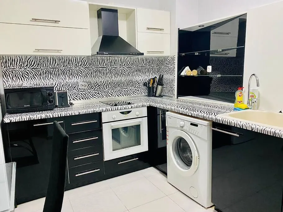 Black & White Style Apartment In A Great Location! Sofia